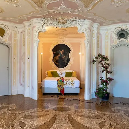Mocenigo Grand Canal Luxury Suites-2